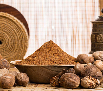 NUTMEG POWDER / مسحوق جوزة الطيب